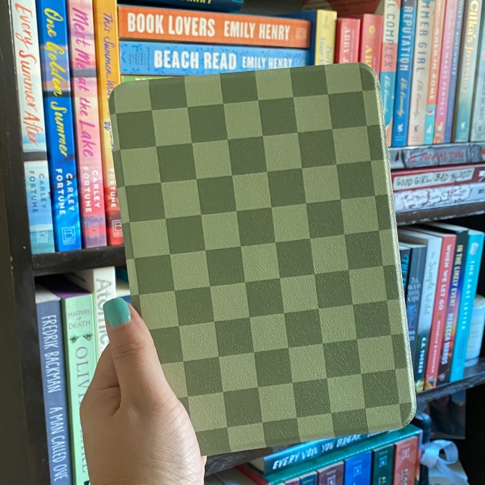 Green Checkered Tablet Case